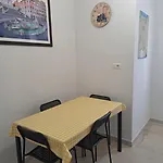 度假居 Giovanni Porta Metronia 罗马