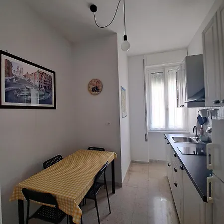 Giovanni Porta Metronia Řím