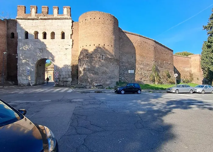 Giovanni Porta Metronia